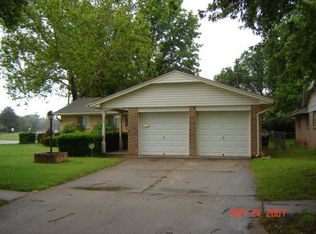 3328 Chetwood Dr, Del City, OK 73115