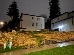 13858 115th Ave, Surrey, BC V3R 0E2