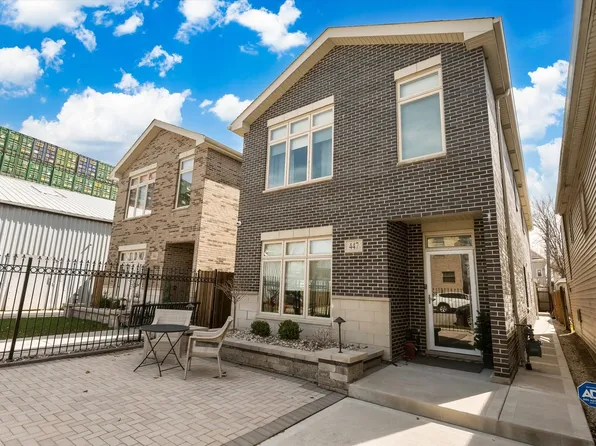 447 W 46th St, Chicago, IL 60609