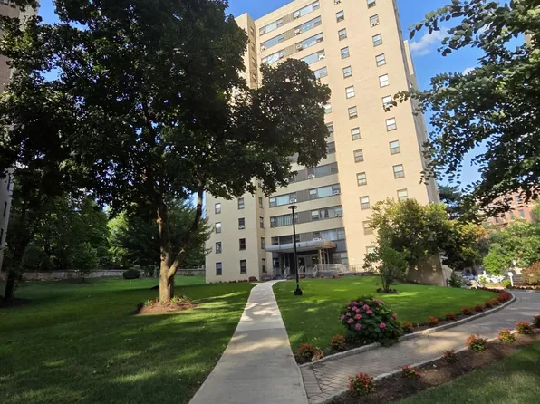 6 Fordham Hill Oval #8H, Bronx, NY 10468