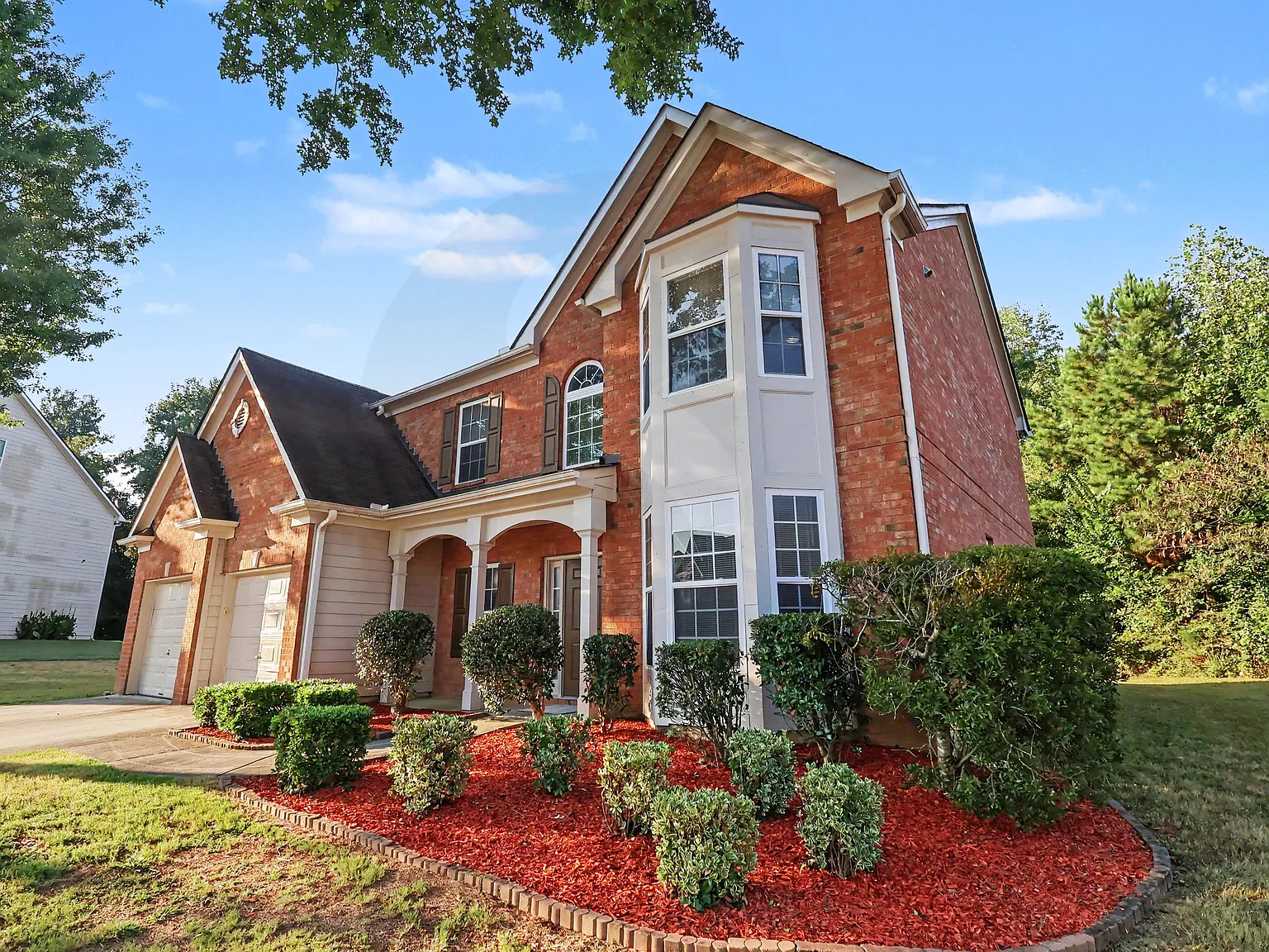 4 bed, 2.5 bath, 2800 sqft, $2,795 — Photo 4