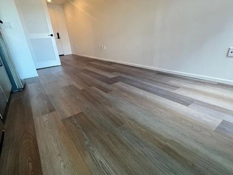 Secoya Apartments — Photo 28
