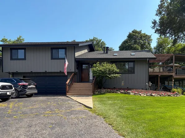 (undisclosed Address), Westmont, IL 60559
