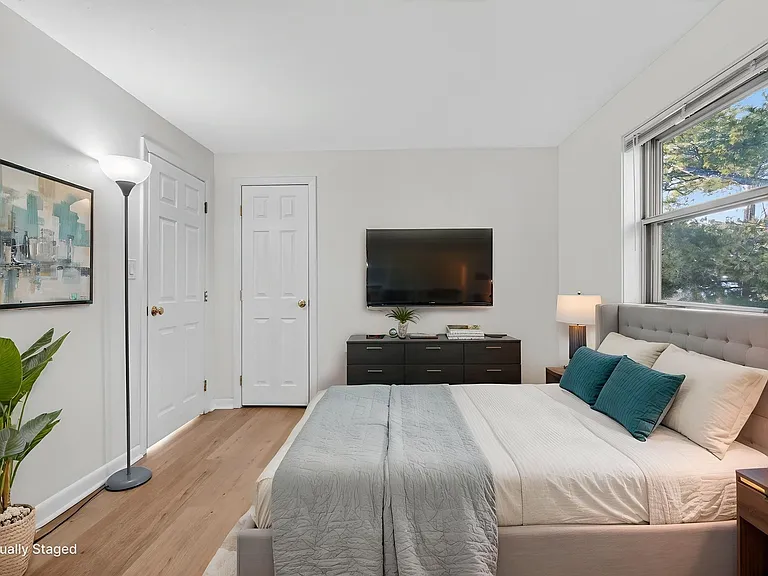A1 Colonial Dr #10 — Photo 5