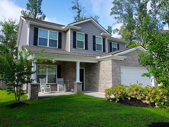 3rd image of 8006 Beaver Hill Ln