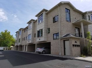 93C W Edsall Blvd #3, Palisades Park, NJ 07650