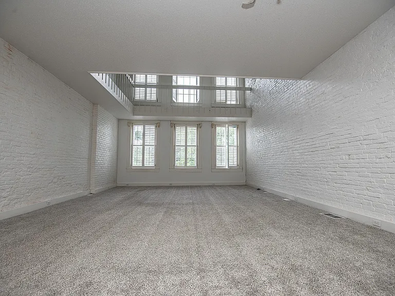 118 Main St — Photo 15