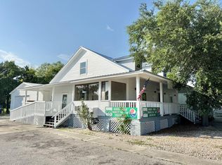 133 Avenue E, Apalachicola, FL 32320
