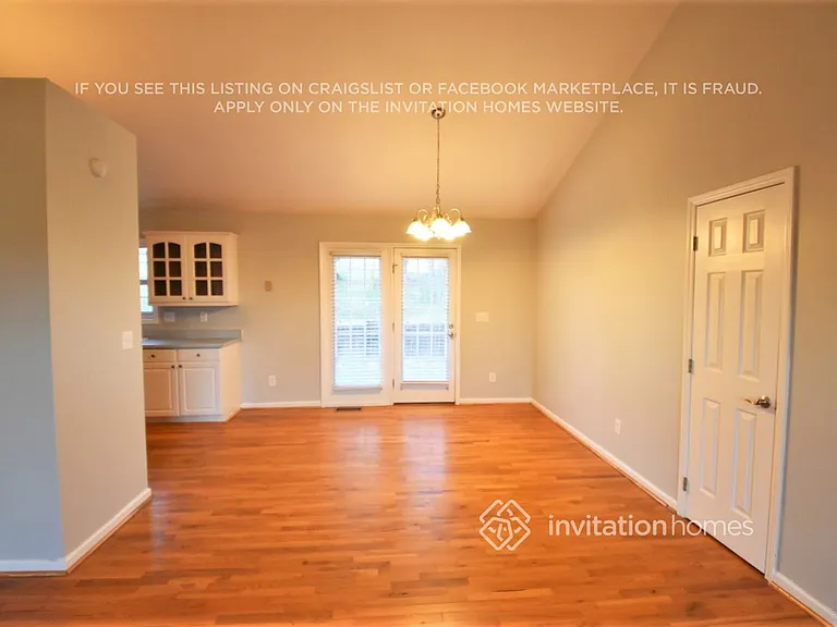 3996 Leinbach Dr — Photo 6