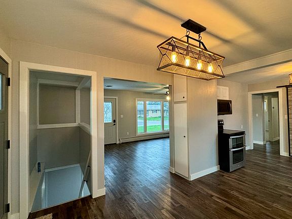 3rd image of 1016 8th St