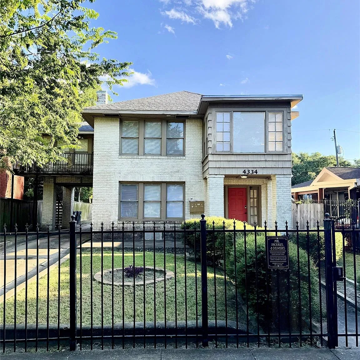 1 bed, 1.0 bath, $1,100 — Photo 1
