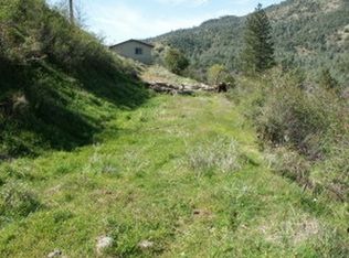 22076 Loop Drive, REDDING, CA 96003