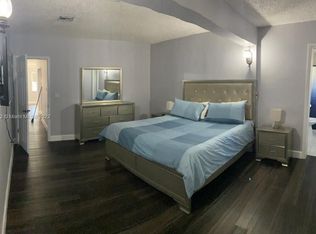 3481 E 8th Ln, Hialeah, FL 33013