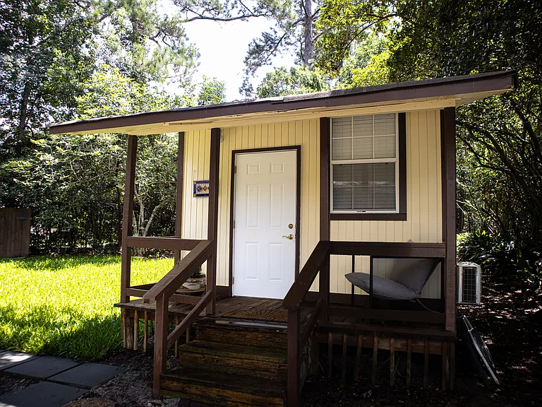 205 N Dellview Dr — Photo 1