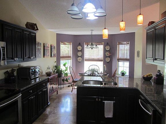 3rd image of 2506 Bluewater Dr