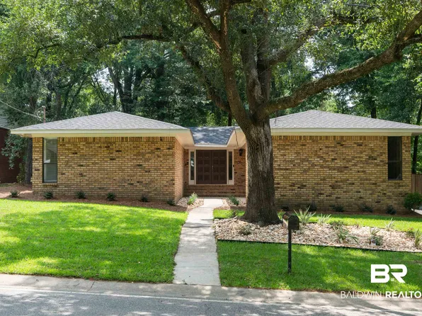 599 Ridgewood Dr, Daphne, AL 36526