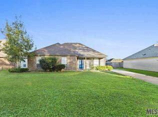 33764 Duff Rd, Walker, LA 70785