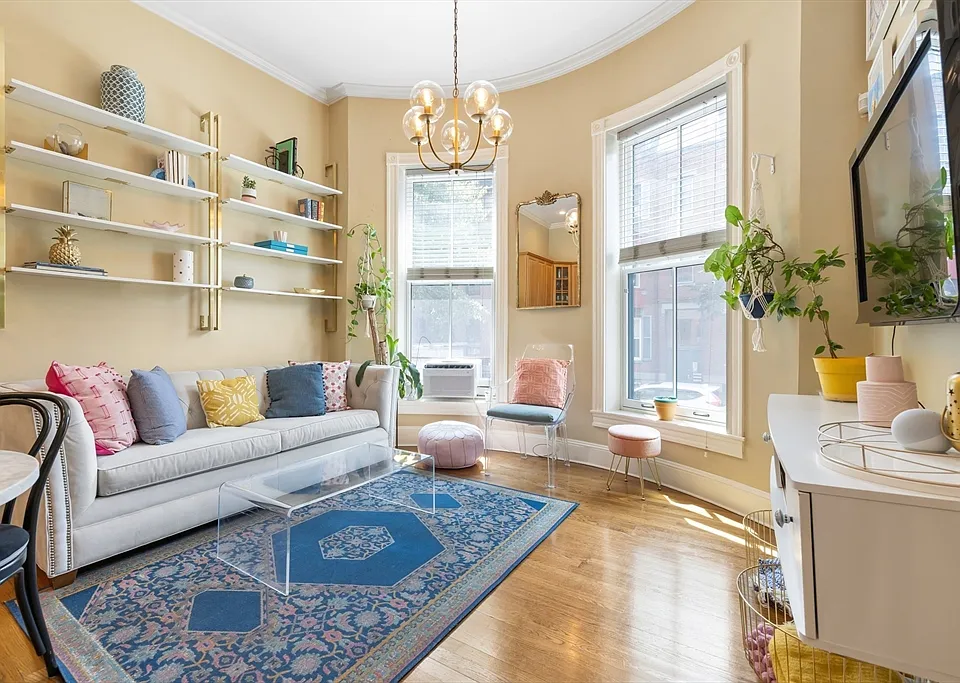 31 Hanson St #3