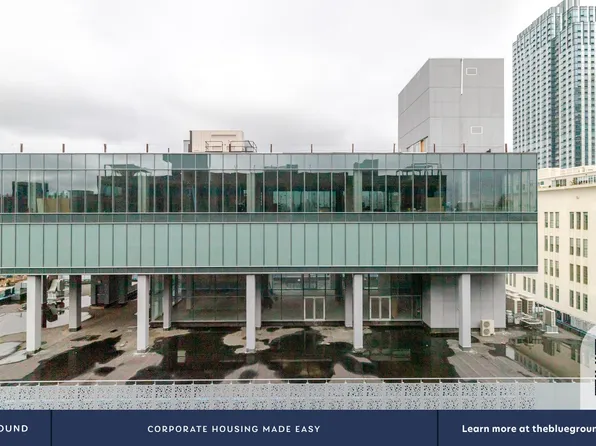 187 Kent Avenue image 7 of 37