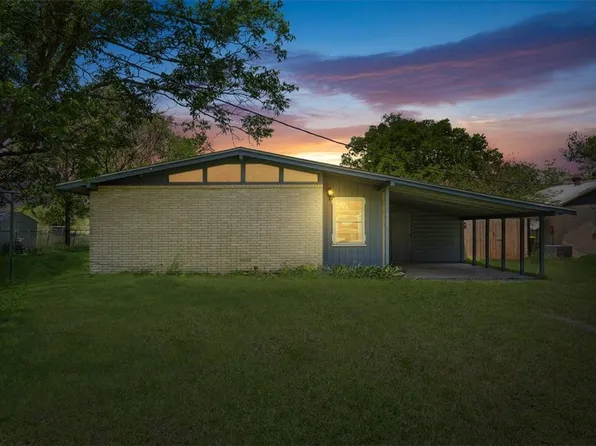 917 McClintic Dr, Groesbeck, TX 76642