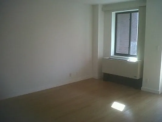 Rented by Maison International | media 20
