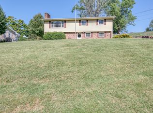 104 Martindale Rd, Bristol, TN 37620