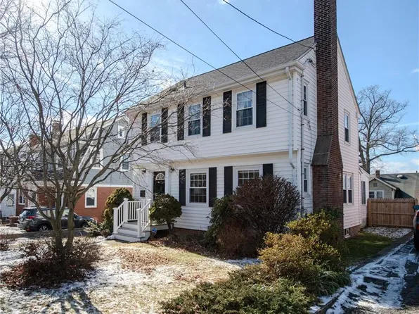 54 Wyndham Ave, Providence, RI 02908