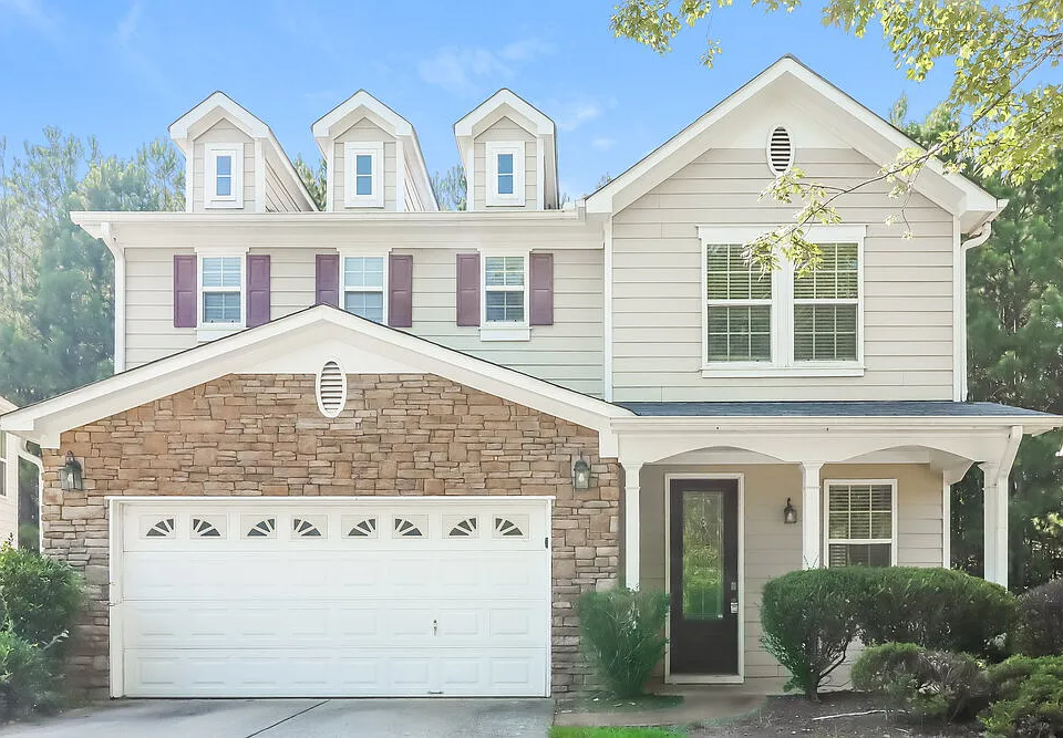2110 Valley Creek Dr