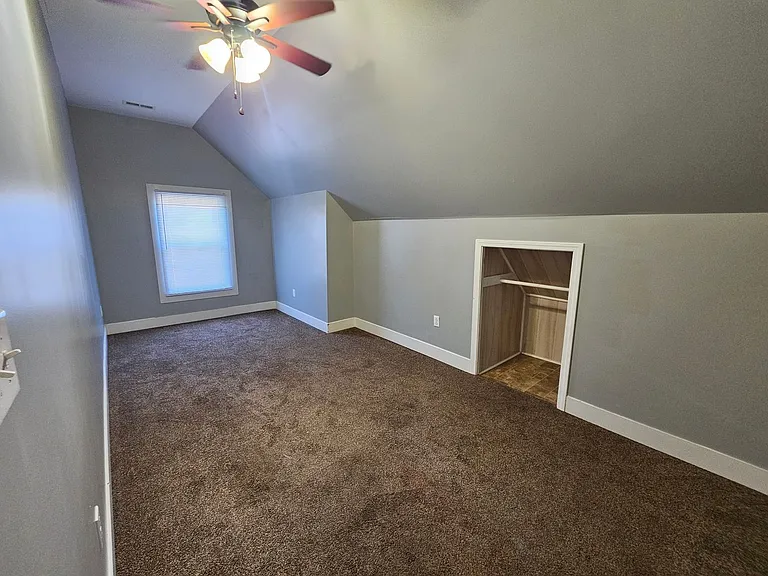 228 Charlotte Ave #B — Photo 11