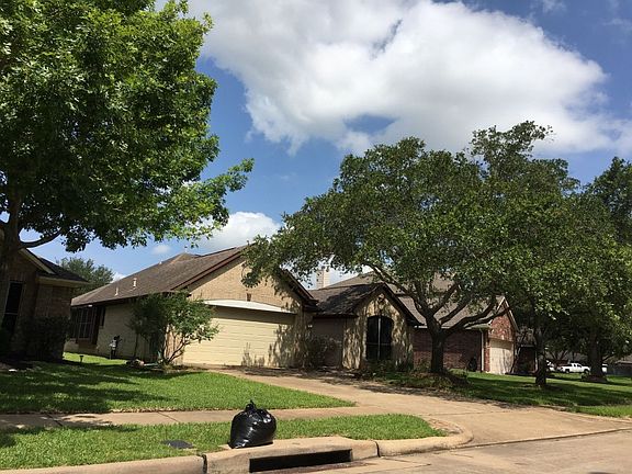 3rd image of 1919 Foster Leaf Ln