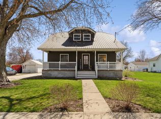 1106 Main St, Mediapolis, IA 52637