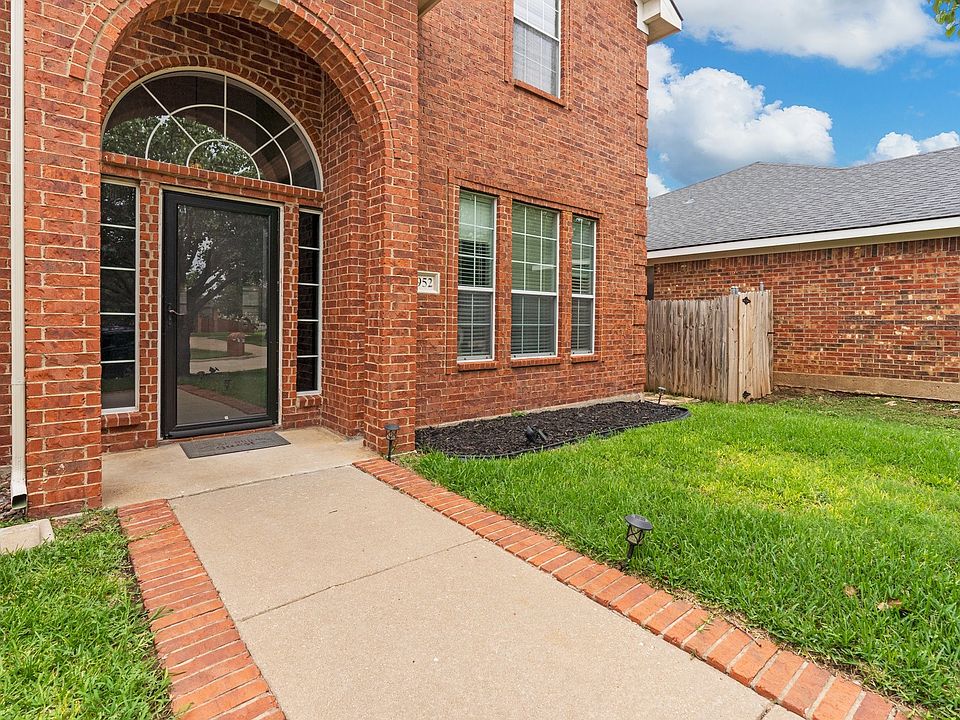 1st image of 3952 Silver Springs Dr