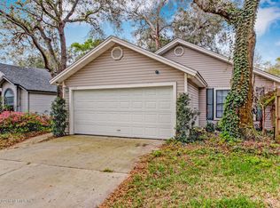 1197 Cove Landing Dr, Jacksonville, FL 32233