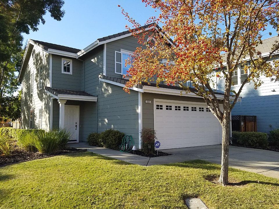 1st image of 221 Abigail Cir