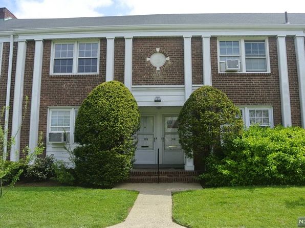 Elmwood Park NJ Condos & Apartments For Sale - 6 Listings | Zillow