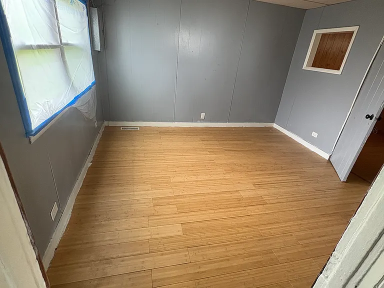 165 Gibson St #2 — Photo 6