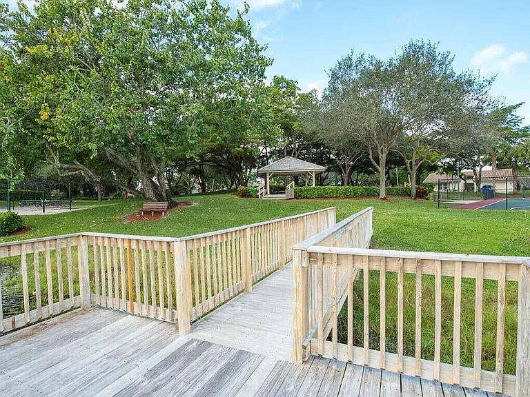 2334 NW Timbercreek Cir — Photo 51