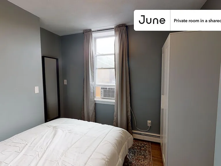 36 N Bennet St #B — Photo 2