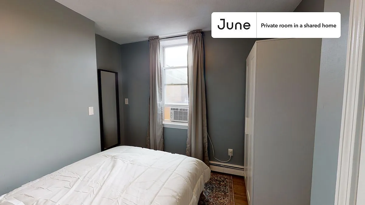 Building Photo - 36 N Bennet St #B