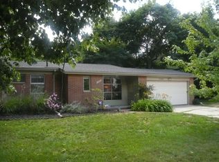 17401 W Forteen Mile Rd, Beverly Hills, MI 48025