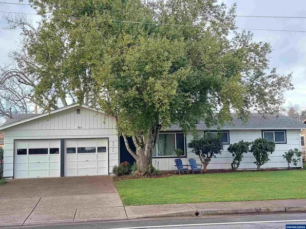 4555 Lone Oak Rd SE, Salem, OR 97302