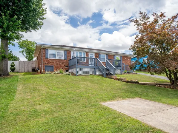 360 Rockingham Dr, Harrisonburg, VA 22802
