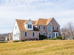 686 Allen Ave, North Attleboro, MA 02760