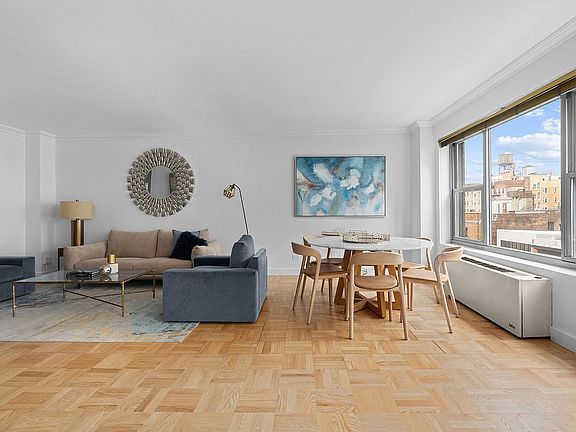 3rd image of 2 5th Ave APT 8R