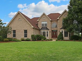 770 Fenview Cir, Algonquin, IL 60102