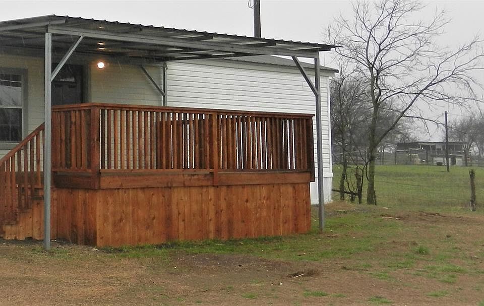 1st image of 3121 Falcon Dr