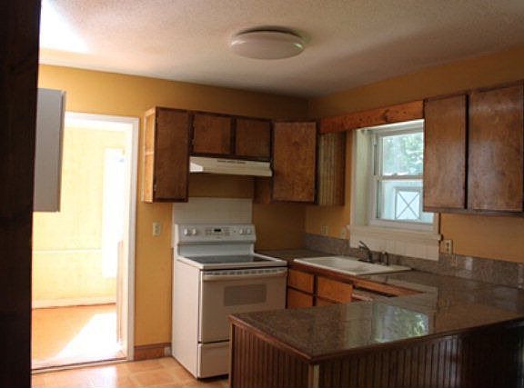 3rd image of 280 Virginia Dr