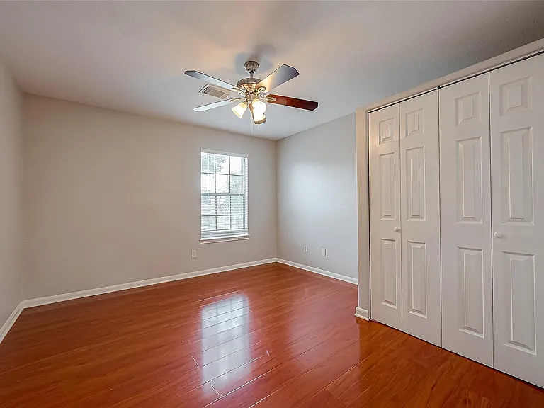 9234 Windswept Grove Dr — Photo 16