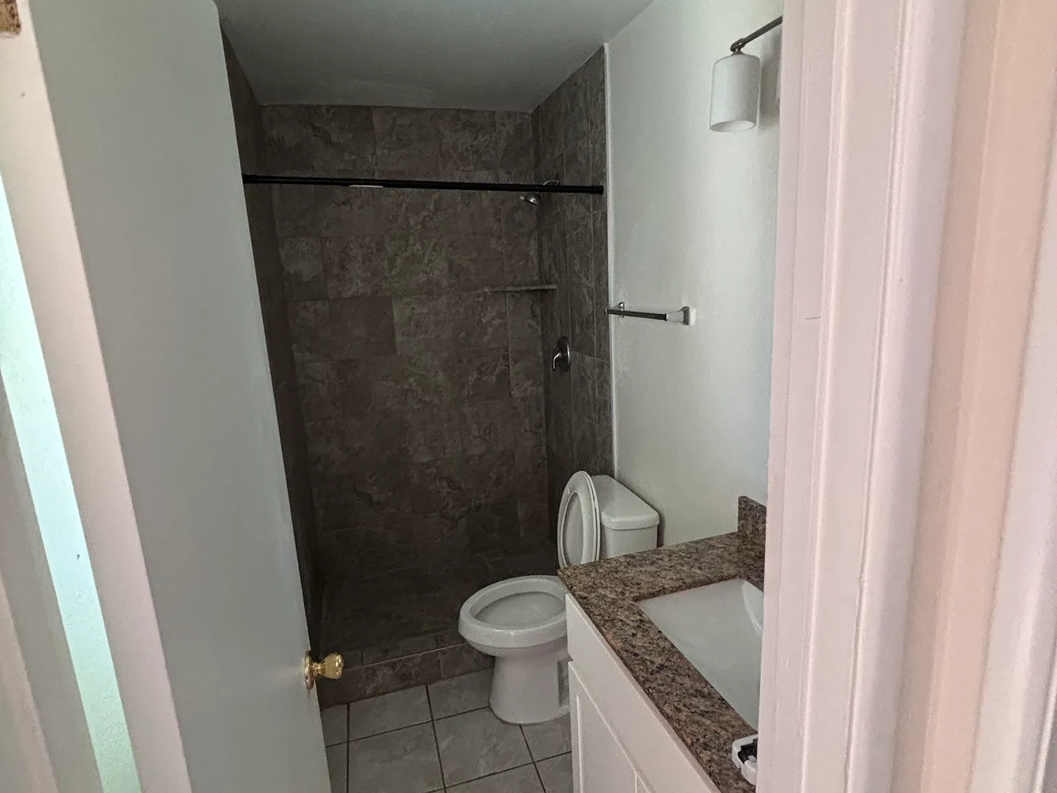 4 bed, 1610 sqft, $2,800 — Photo 2