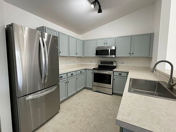 4th image of 1229 Silverstone Dr #627